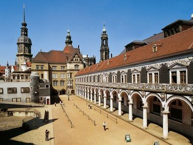 Blick in den Dresdner Stallhof